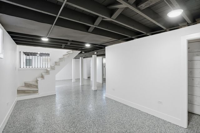 607 E 103rd Place, Chicago, IL 60628