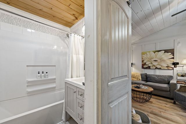 56 Fairy Cross Lane, Mineral Bluff, GA 30559