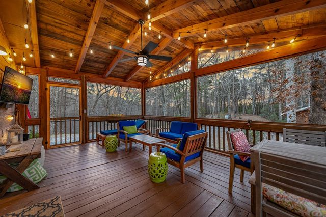 56 Fairy Cross Lane, Mineral Bluff, GA 30559