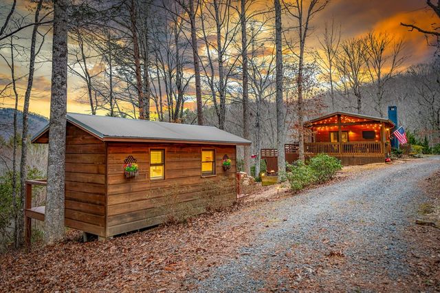 56 Fairy Cross Lane, Mineral Bluff, GA 30559