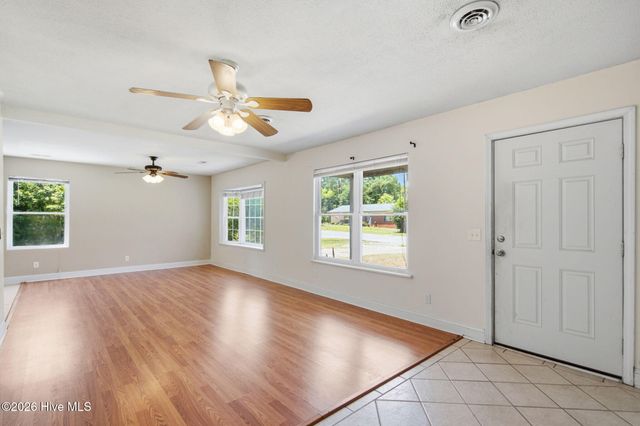 5221 Sardou Road, Wilmington, NC 28412