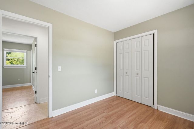 5221 Sardou Road, Wilmington, NC 28412
