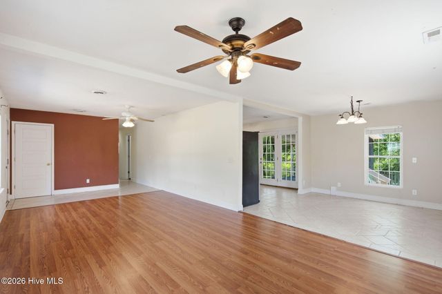 5221 Sardou Road, Wilmington, NC 28412