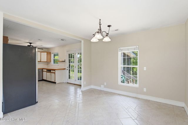 5221 Sardou Road, Wilmington, NC 28412