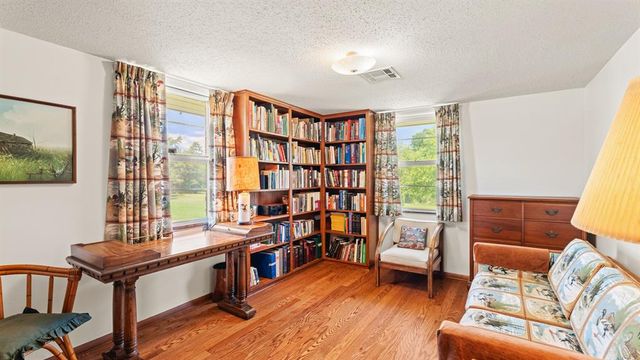 9600 Silver Lake Drive, Oklahoma City, OK 73162