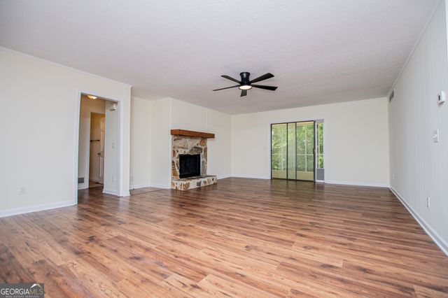 20 Meadowcliff Trail, Carrollton, GA 30116