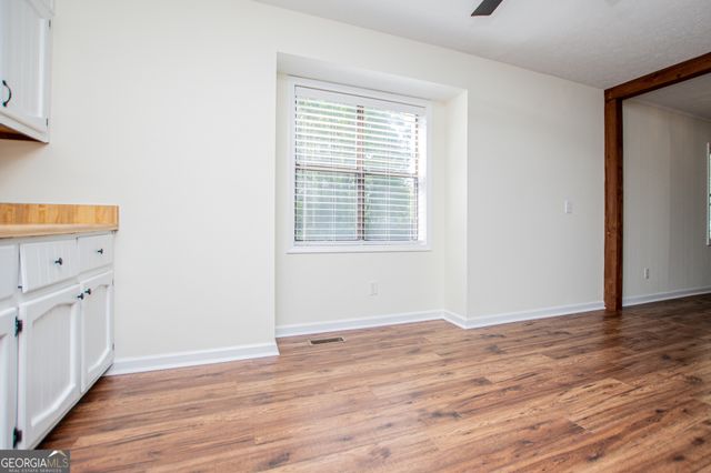 20 Meadowcliff Trail, Carrollton, GA 30116