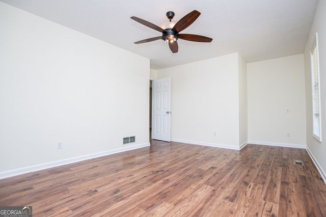 20 Meadowcliff Trail, Carrollton, GA 30116