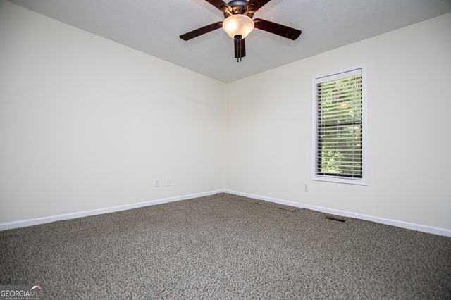 20 Meadowcliff Trail, Carrollton, GA 30116