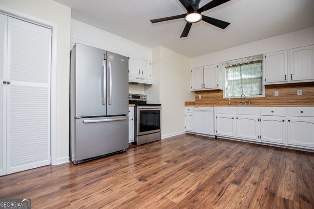 20 Meadowcliff Trail, Carrollton, GA 30116