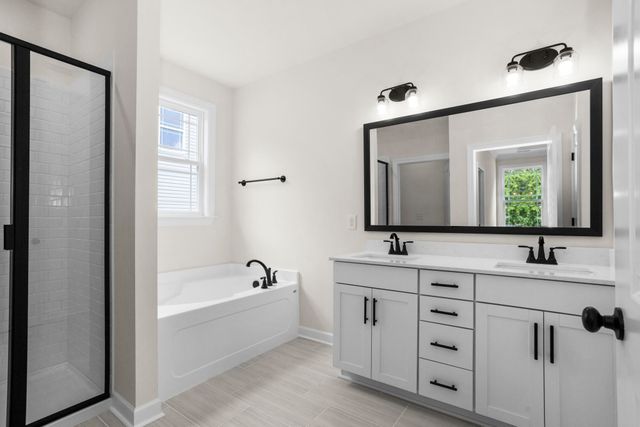 5021 Salient Dr, Spring Hill, TN 37174