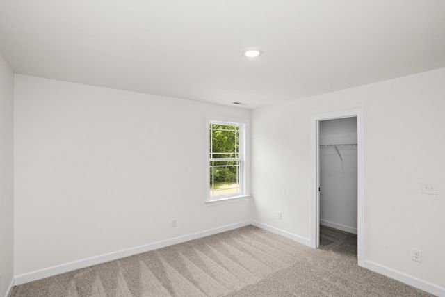 5021 Salient Dr, Spring Hill, TN 37174