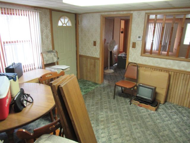 1122 Grand Avenue, Janesville, WI 53546