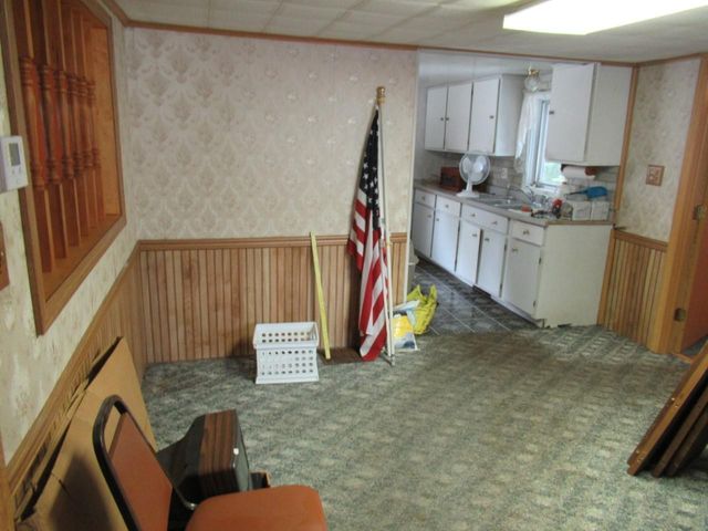 1122 Grand Avenue, Janesville, WI 53546