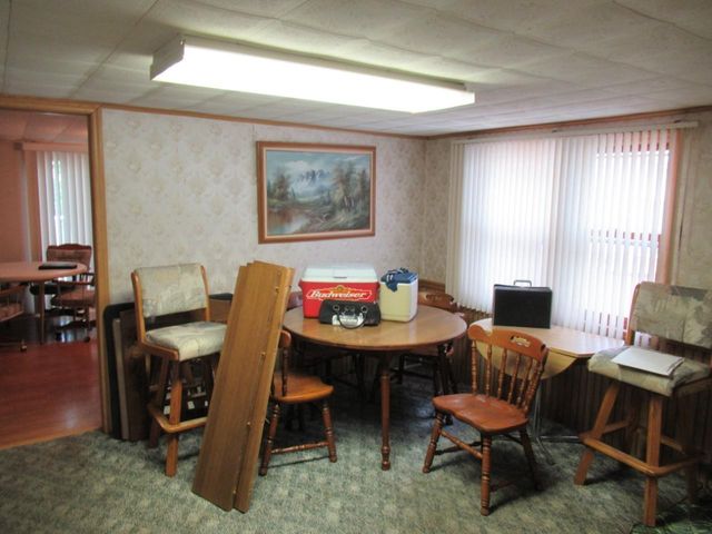 1122 Grand Avenue, Janesville, WI 53546