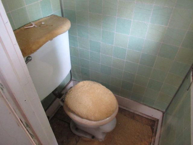 1122 Grand Avenue, Janesville, WI 53546