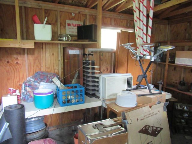 1122 Grand Avenue, Janesville, WI 53546