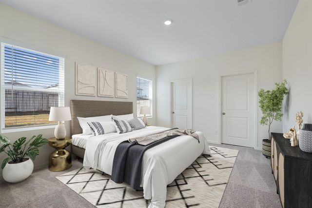 614 Edge Lake Court, Conroe, TX 77316