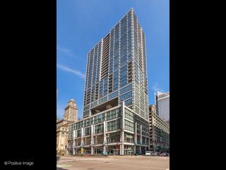 8 E RANDOLPH Street 2105, Chicago, IL 60601
