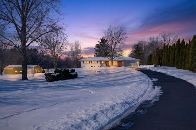 2770 N Dearing Road, Parma Twp, MI 49269