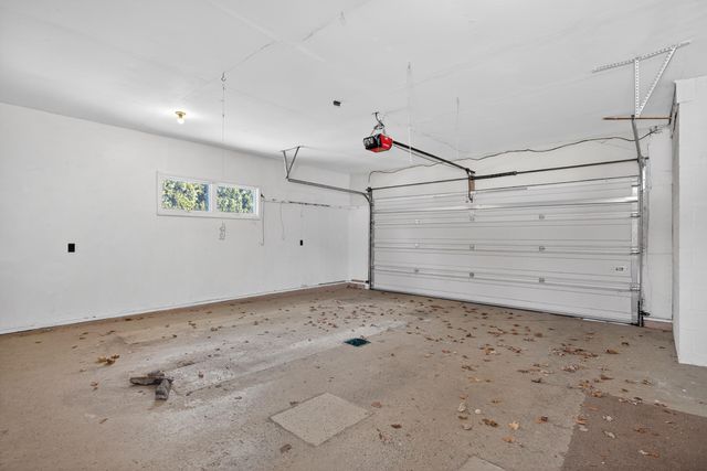 2770 N Dearing Road, Parma Twp, MI 49269