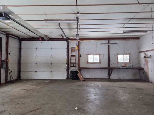 2770 N Dearing Road, Parma Twp, MI 49269