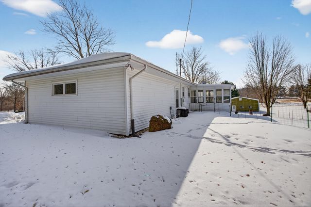 2770 N Dearing Road, Parma Twp, MI 49269