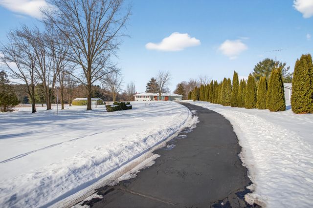 2770 N Dearing Road, Parma Twp, MI 49269