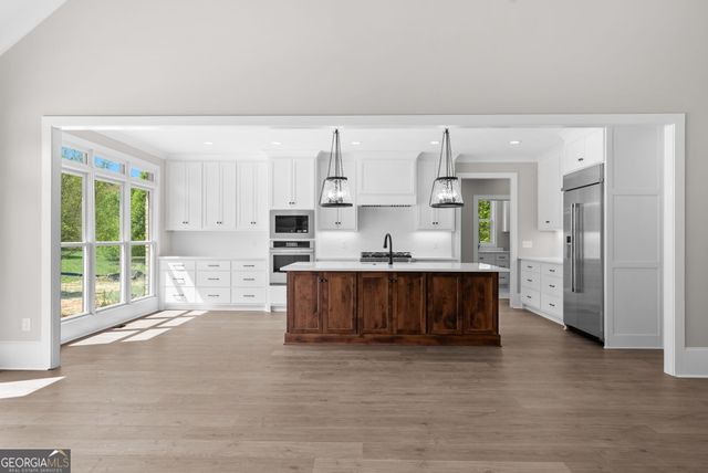 1300 Manjula Lane, Watkinsville, GA 30677