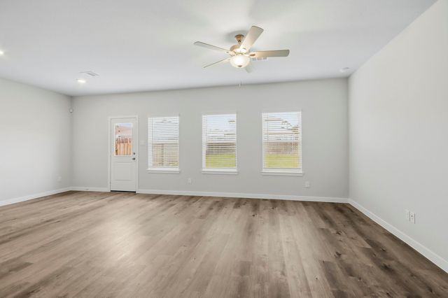 9712 Caney Bend Road, Conroe, TX 77303