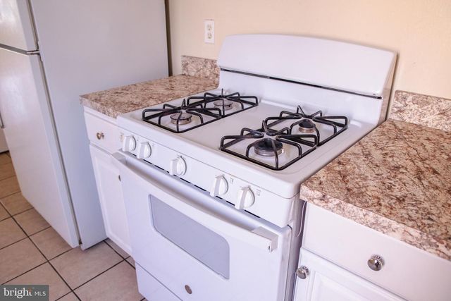 1525 FEDERAL ST, Camden, NJ 08105