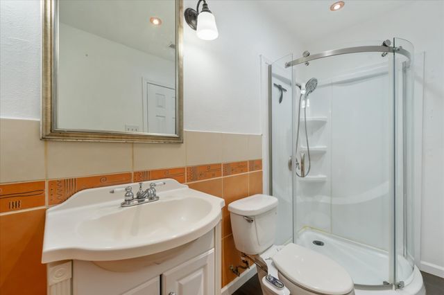 4014 W Rochelle Road, Irving, TX 75062