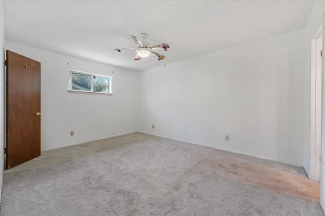 4014 W Rochelle Road, Irving, TX 75062