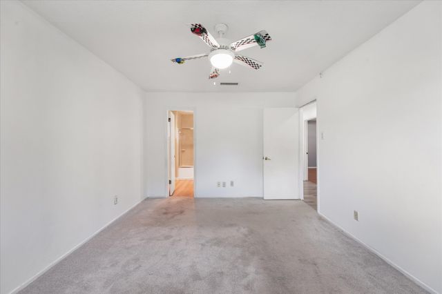 4014 W Rochelle Road, Irving, TX 75062