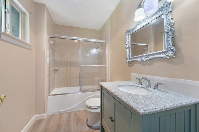 4014 W Rochelle Road, Irving, TX 75062
