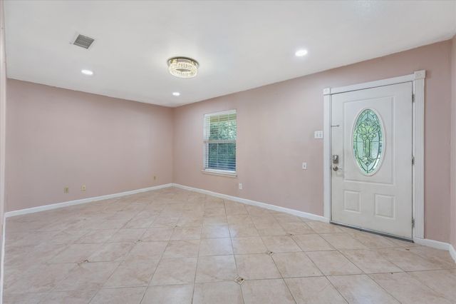 4014 W Rochelle Road, Irving, TX 75062