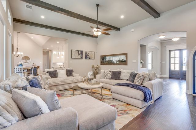 651 Bandera Drive, Waxahachie, TX 75167