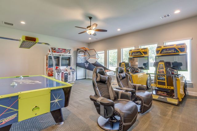 651 Bandera Drive, Waxahachie, TX 75167