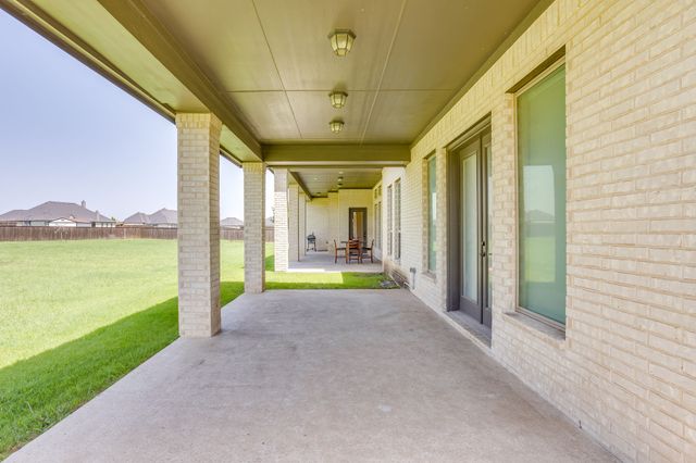 651 Bandera Drive, Waxahachie, TX 75167
