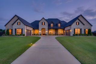 651 Bandera Drive, Waxahachie, TX 75167