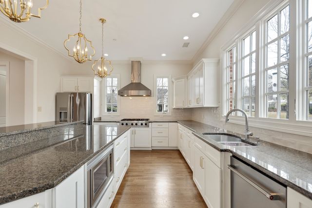 1253 BRAYSHORE DR, Collierville, TN 38017