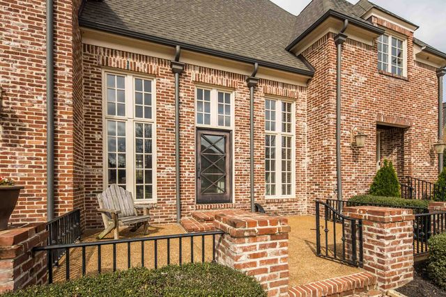 1253 BRAYSHORE DR, Collierville, TN 38017