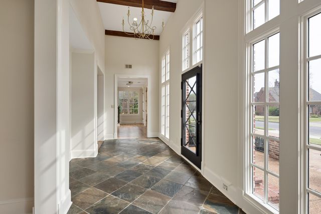 1253 BRAYSHORE DR, Collierville, TN 38017