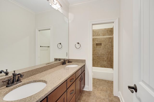 1253 BRAYSHORE DR, Collierville, TN 38017