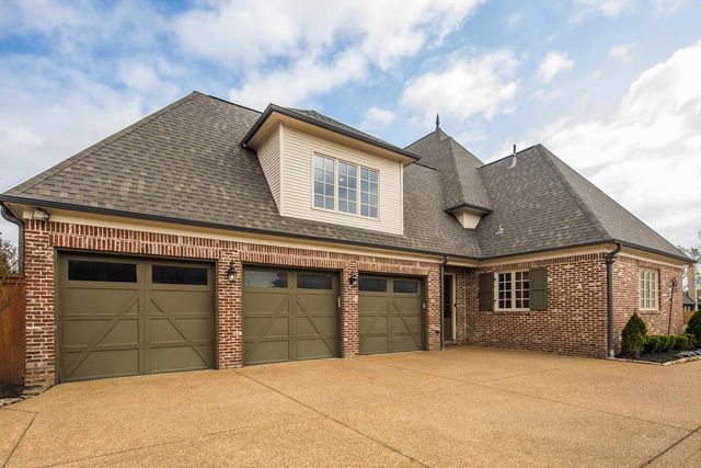 1253 BRAYSHORE DR, Collierville, TN 38017