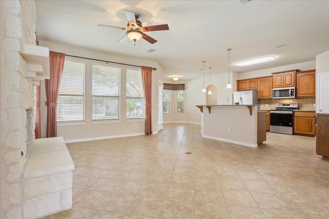 909 Big Thicket ST, Georgetown, TX 78633