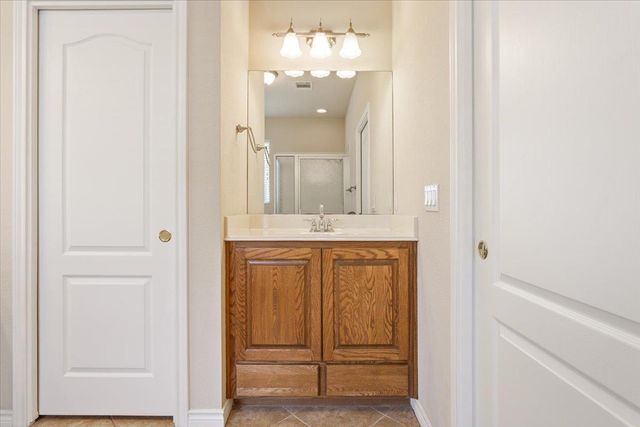 909 Big Thicket ST, Georgetown, TX 78633