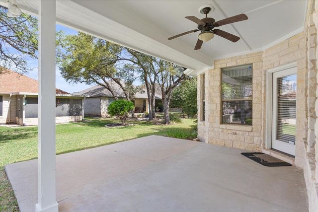 909 Big Thicket ST, Georgetown, TX 78633
