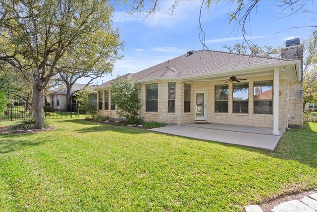 909 Big Thicket ST, Georgetown, TX 78633