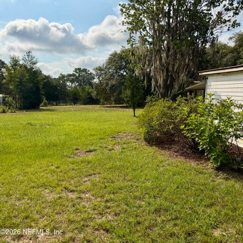 304 DAWN Avenue, Interlachen, FL 32148